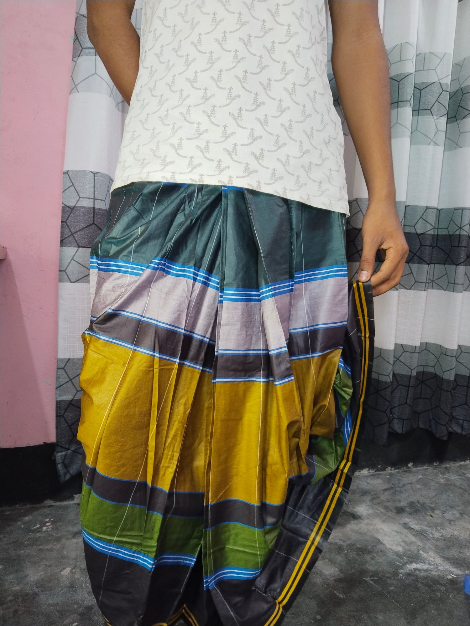 Picture of Smart lungi | Pocket lungi | Digital lungi | Smart Ready Lungi with Pocket for Men | Premium Breathable Cotton Lungi | Comfortable lungi | Stylish Bangladeshi Lungi | Eid collection | Trendy lungi| Amanotsha Pocket lungi
