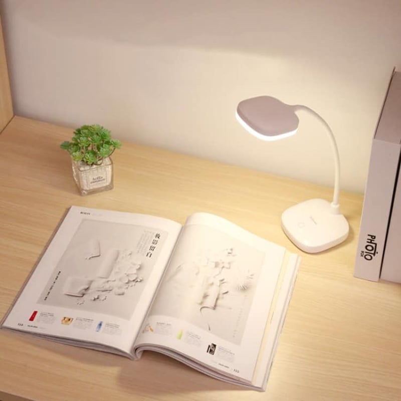 Picture of YAGE rechargable eye protector desk lamp YG-T034 -Multicolor