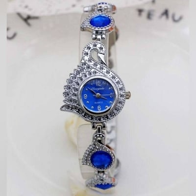 Picture of Metal Chain Analog Watch for Women