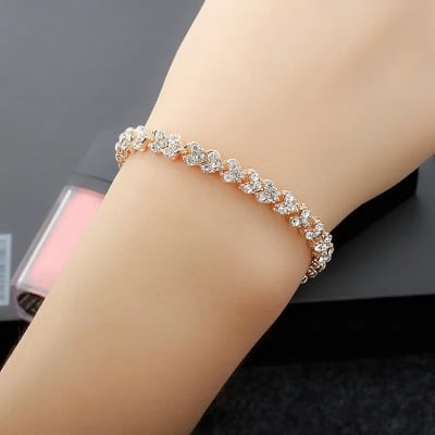 Picture of Roman Style Crystal Diamond Bracelet Elegant Rhinestone Chain Bracelet for Women Fashion Jewelry Gift