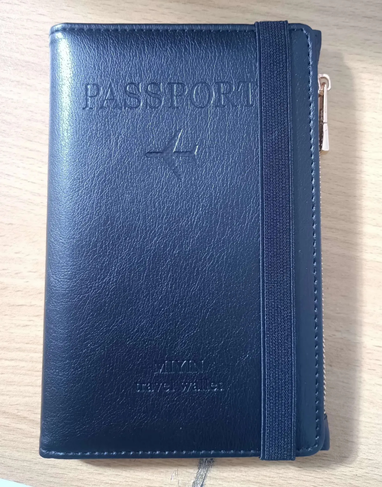Picture of Multifunction Passport Cover PU-Leather Fashionable Passport Bag Passport Holder Frosted PU Leather Travel Bag Wallet Ticket Holder Organizer Case with Zipper ( Free Delivery )