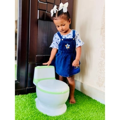 Picture of Baby Potty Training Commode