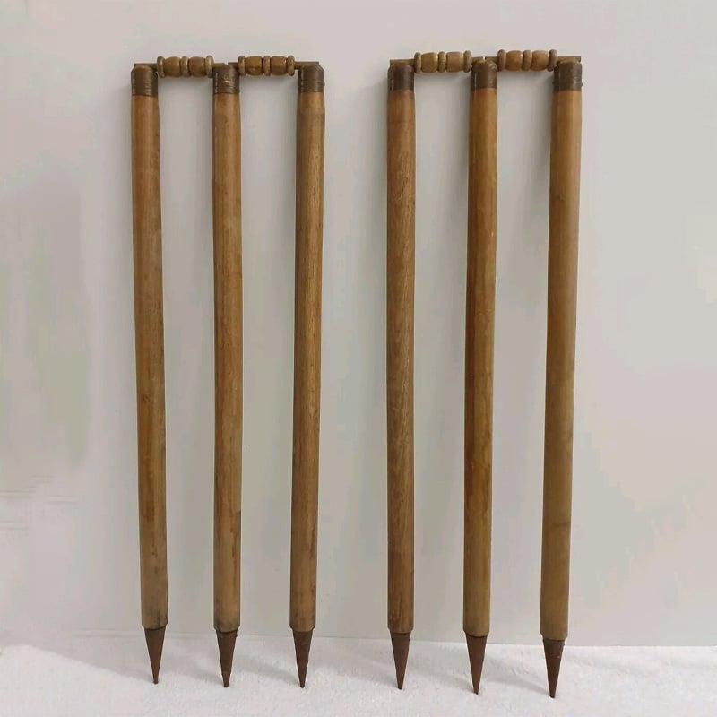 Picture of Classic Willow Match Stumps – 1 Set - Brown