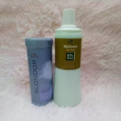 Picture of Welloxon Harbal 6% 20 Vol & Wella Hair Powder Bleach Set 