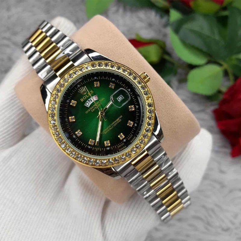 Picture of New stylish & fashionable  Stainless Steel Analog Date & Day Watch For Men
