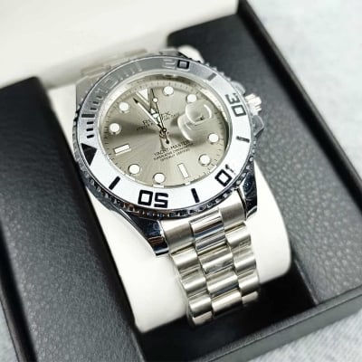 Picture of New Men's Sporty Automatic Dive Watch NH35 Movement 41mm Limited Edition with Sapphire Crystal Luminous Hands 10Bar