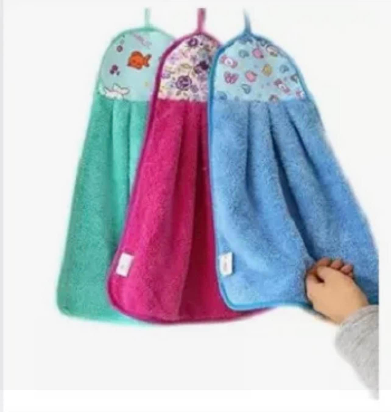 Picture of Hanging Basin Hand Towel – 10×15 Inch Soft Absorbent Quick Dry Kitchen & Bathroom Towel – 1 Piece Multi-Purpose Cleaning Cloth - Multicolor