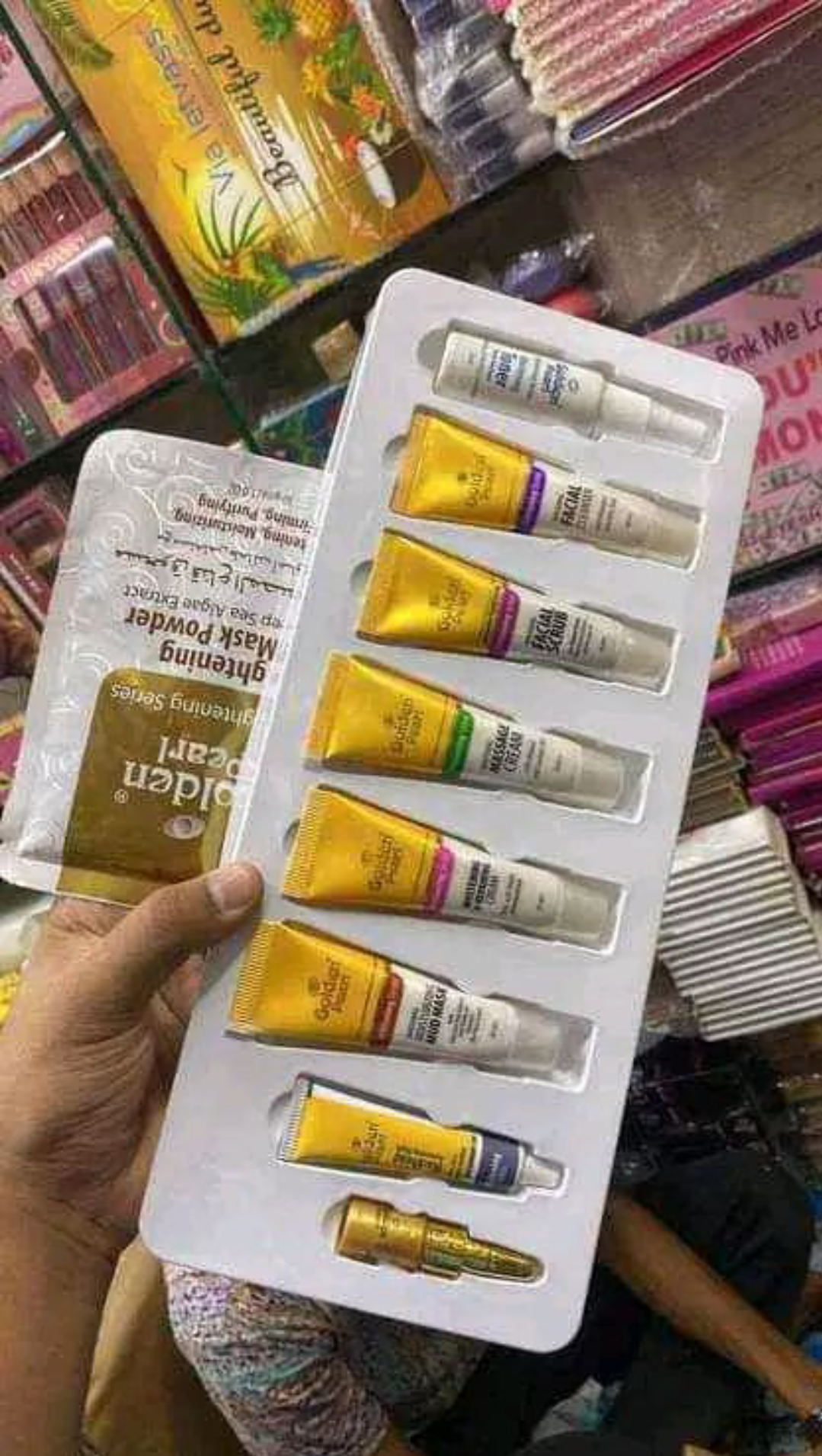 Picture of Golden Pearl Whitening Facial Kit - 8tubes