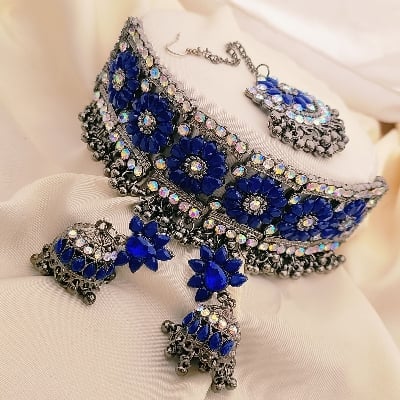 Picture of Indian Necklace Set New Collection High Quality Gold Plated Necklace Set for Women Choker Set(Choker,Earrings,Tikli)