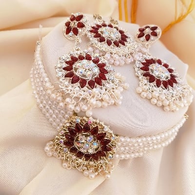 Picture of Indian Necklace Set New Collection High Quality Gold Plated Necklace Set for Women Choker Set(Choker,Earrings,Tikli)