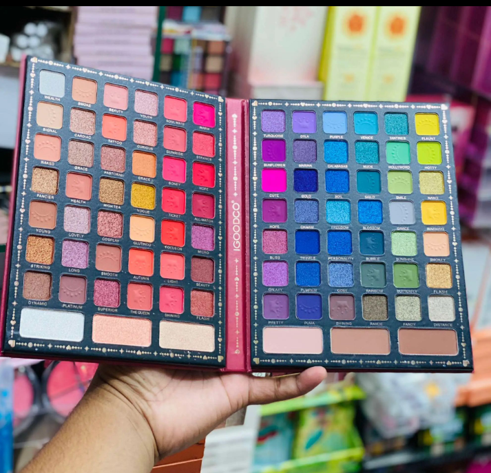 Picture of IGOODCO 82 Color Eyeshadow Palette 6 Blush & highlighter Combo Pallet
