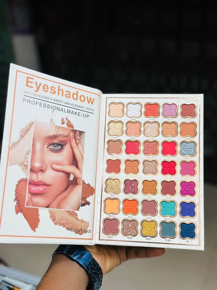 Picture of Sheglam Beauty Book Makeup Kit(Compact, Eyeshadow,Blush,Contour,Highlighter,Bronzer)