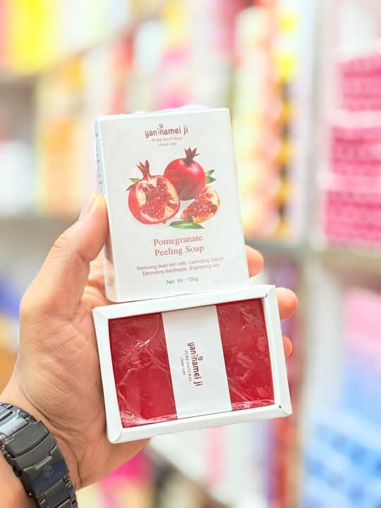 Picture of YANNAMEI JI Pomegranate Peeling Soap - Red