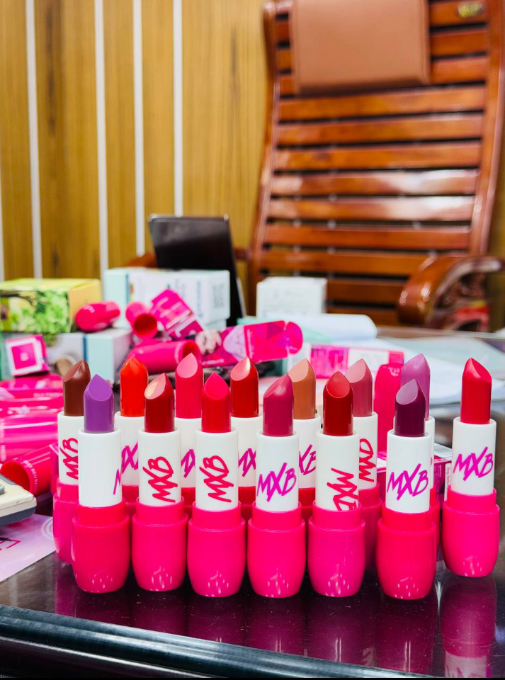 Picture of Lily MXB Max BEO Silk Finish Lipstick