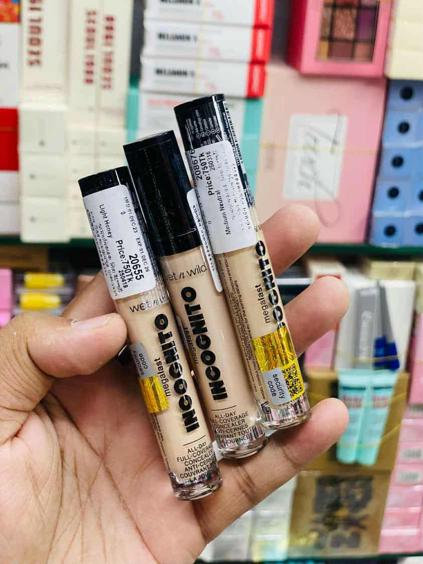 Picture of Wet n Wild Megalast INCOGNITO All Day Full Coverage Concealer - 