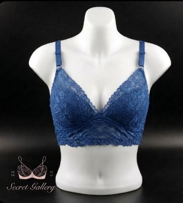 Picture of Premium Floral Lace Comfort Bra / Elegant Full-Coverage Push-Up Lingerie - Multicolor