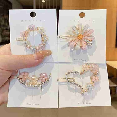 Picture of Chic Hair Barrettes: Geometric Hollow Hair Clips, Perfect for Women - Multicolor,One size fits all