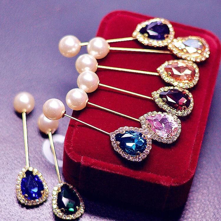 Picture of 2-Piece Pearl Hijab Clips: Stylish Brooch Pins for Securing Headscarves, Shawls, and Muslim Scarves - Prevents Slipping - Multicolor