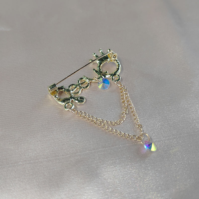 Picture of Cute Tassel Letter Queen Brooch Women Men Rhinestones Crystal English Alphabet Crown Musical Note Metal Brooches Jewelry Accessories - Gold
