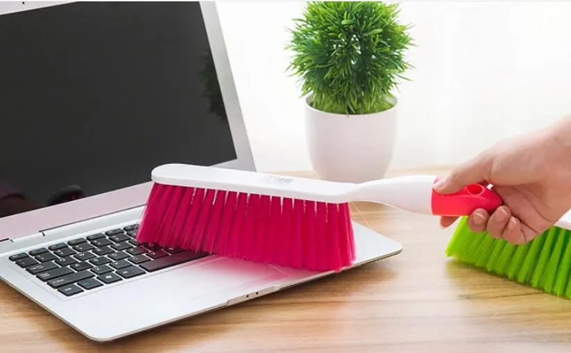 Picture of 1PC Versatile Household Plastic Brush: Ideal for Dust Removal, Bed Cleaning, and More - Random Color - Multicolor