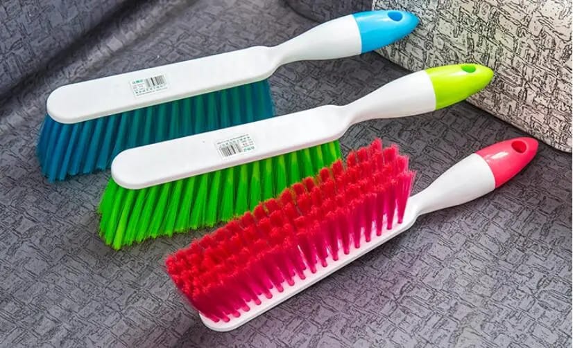 Picture of 1PC Versatile Household Plastic Brush: Ideal for Dust Removal, Bed Cleaning, and More - Random Color - Multicolor