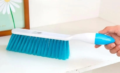 Picture of 1PC Versatile Household Plastic Brush: Ideal for Dust Removal, Bed Cleaning, and More - Random Color - Multicolor