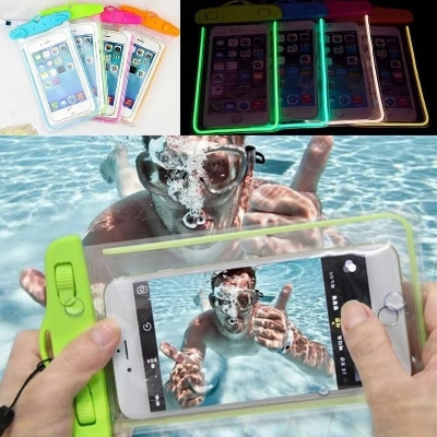 Picture of Waterproof Phone Bag for Diving and Swimming - Protect Your 6-Inch Mobile Underwater - 