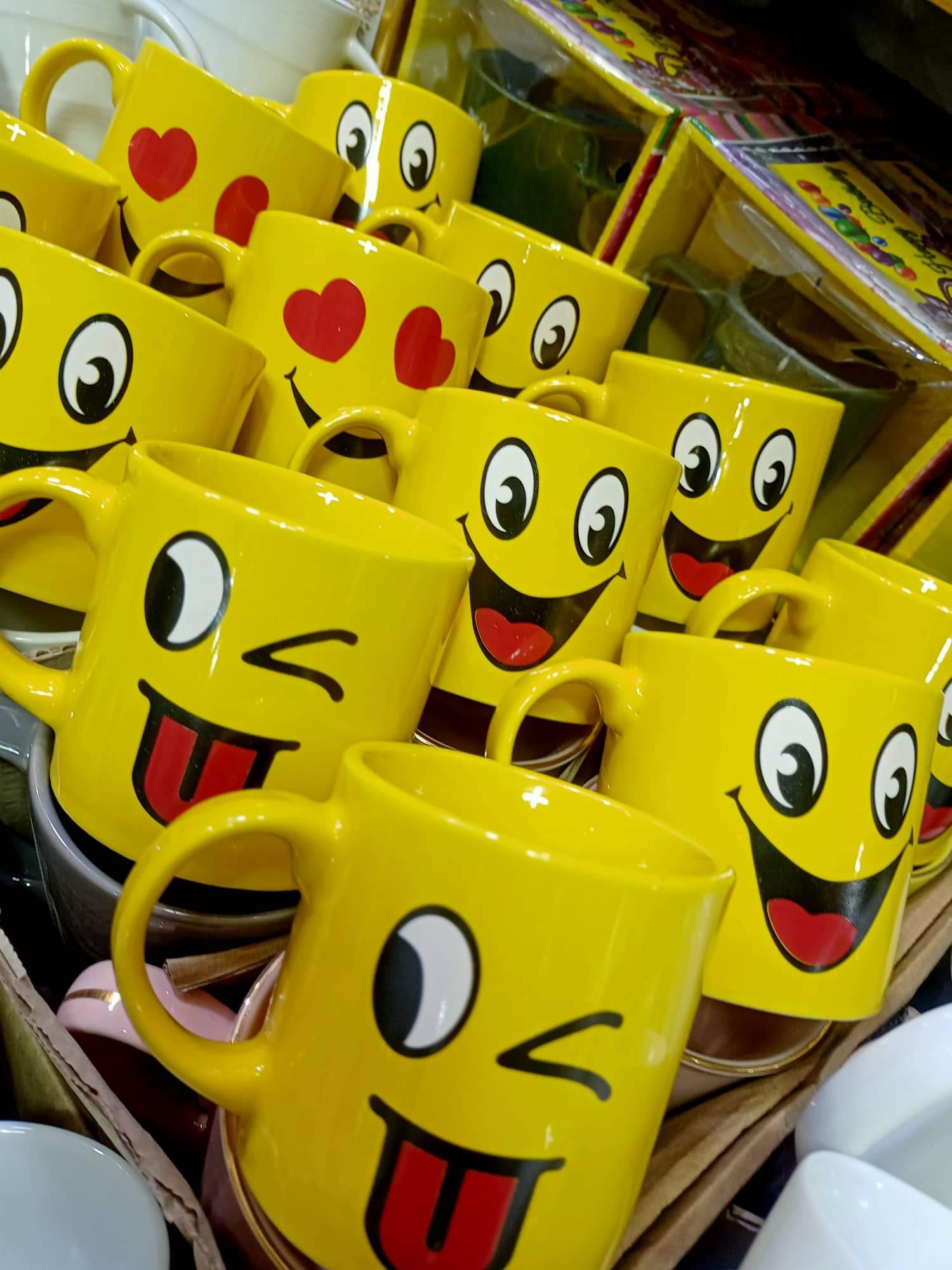 Picture of 1Pcs Emoji Coffee Mug - Single Yellow Cup for Coffee, Tea, Water, Milk - Great Gift Option - Yellow