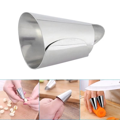 Picture of 4 pcs Safeguard Fingers While Preparing Delicious Meals: Adjustable Cutting Protector - Silver