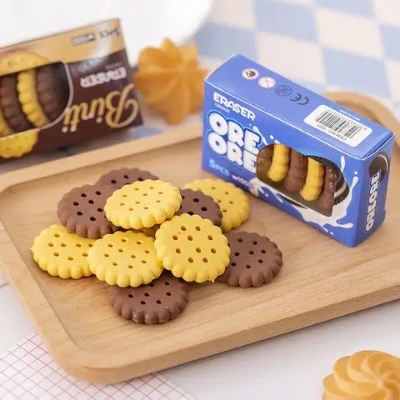 Picture of Creative 5-piece in-box cookie shape student gift stationery eraser set - Multicolor