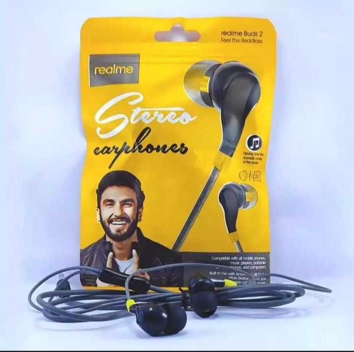 Picture of Realme Buds 2 magnet earphone with Mic Buds Headphone - Earphone |-Black