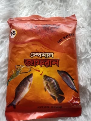 Picture of Saffron is used as a fishing bait in four or 100 grams |-Multicolor