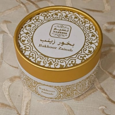 Picture of Naseem Bakhoor Zainab 20gm – AL MUJAMMIL FRAGRANCE |-Black