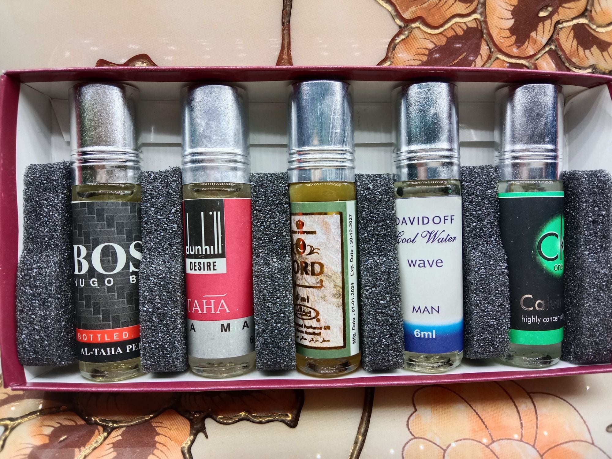 Picture of 5 Mix Flavor - Unveiling a Symphony of Scents - 6 x 5 = 30 ml Roll-On System - Alcohol-Free Perfume Oil | Silicon Mart-Multicolor