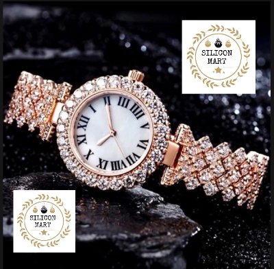 Picture of Women's Fashion Trend Star Full Diamond Steel Band Quartz Watch Luxury Luxury Love Rhinestone-Gold