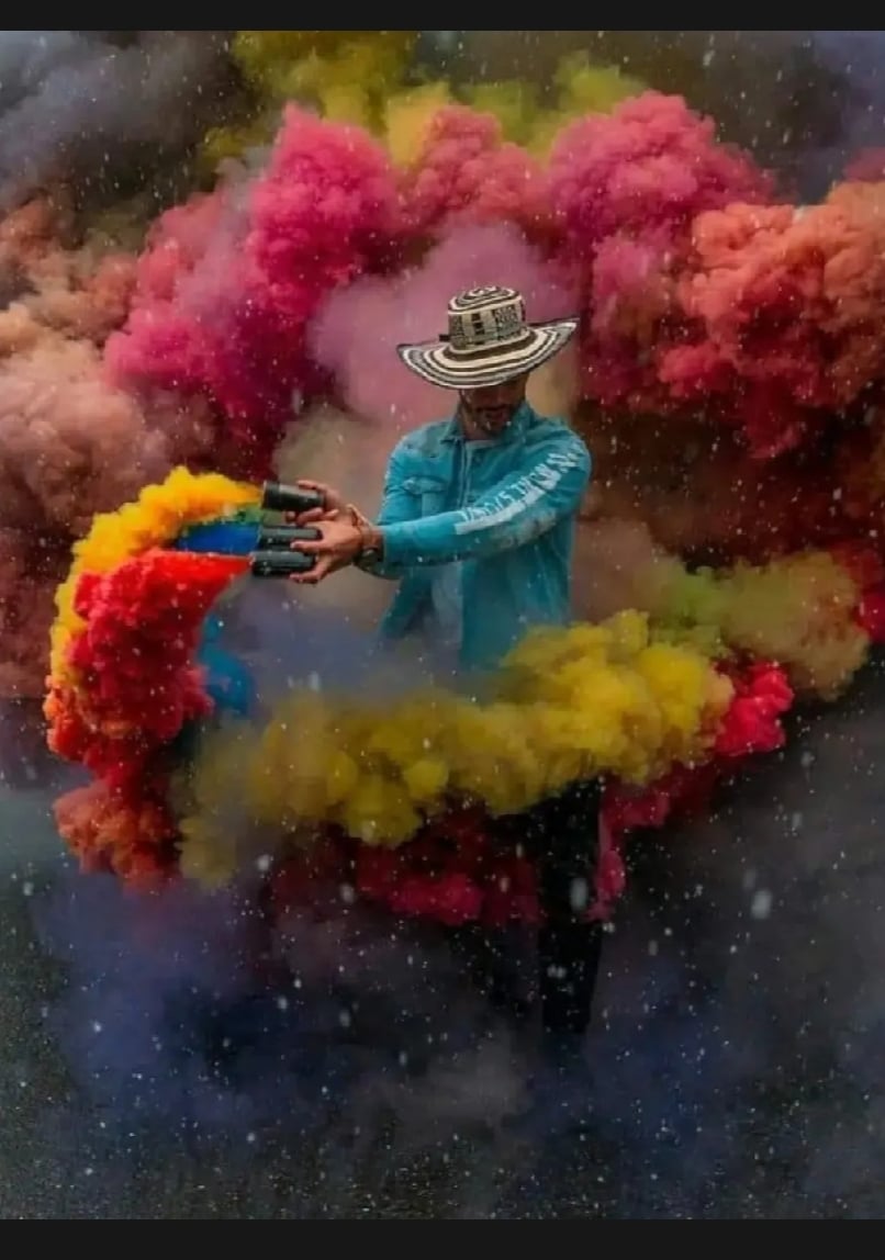 Picture of Colour smoke-1pc/smoke colour for party and photoshoot |-Multicolor
