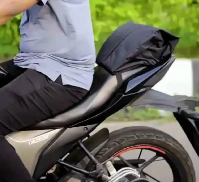 Picture of Waterproof helmet storage bag Foldable, durable and strong - Black