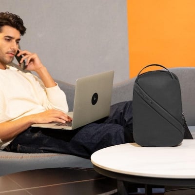 Picture of Mark Ryden Urban Tech Sling Bag - Black