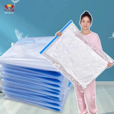 Picture of Multi-Size Vacuum Bags (4pcs Set) – Includes Hand Pump for Clothes & BlanketsSize 40x60cm/60x80cm/80x100cm 4pcs Combo Set - White