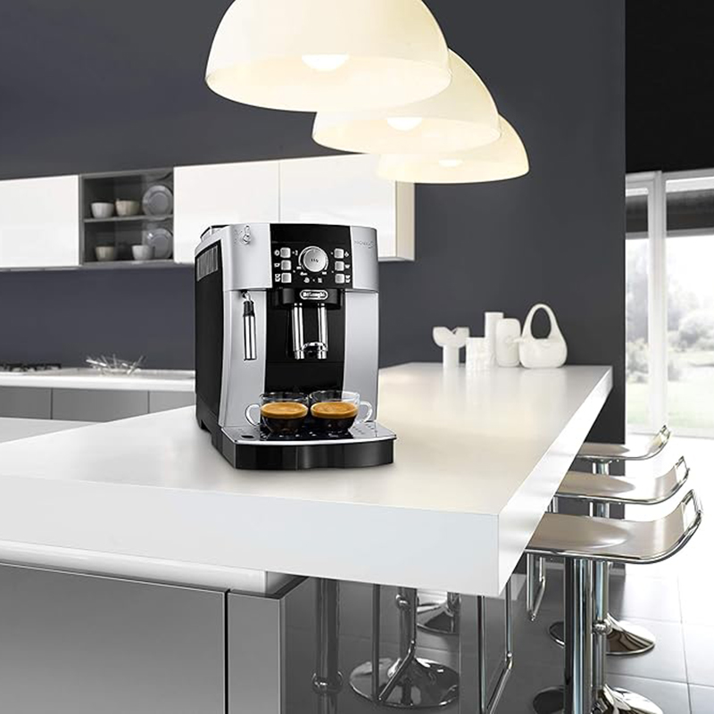 Picture of DeLonghi ECAM 21.116.B Coffee Machine Magnifica S (steam nozzle), Coffee machine