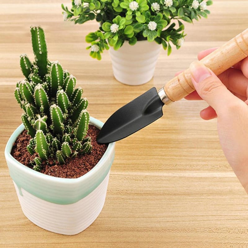 Picture of 3 Pcs Gardening Tool Set – Hand Trowel, Transplanter & Cultivator Tools for Garden, Planting, Digging,  Home Gardening Kit