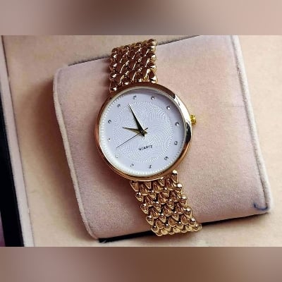 Picture of Gucci Gold Stainless Steel Analog Watch for Women - Ladies Watch - Gold