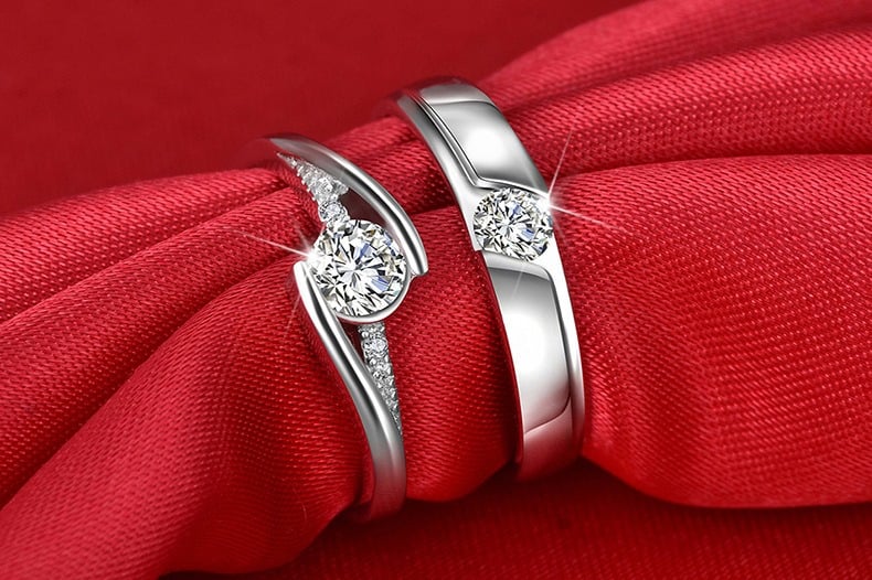 Picture of Couple Rings Women Men Ring Heart Beat with box - Silver - Adjustable