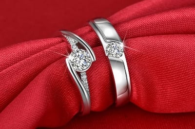 Picture of Couple Rings Women Men Ring Heart Beat with box - Silver - Adjustable
