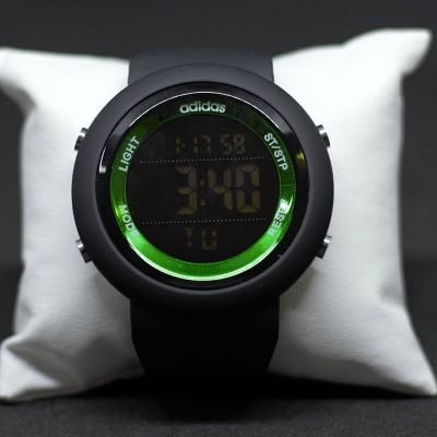 Picture of Elegant Sporty Look Digital Men's Watch With Rubber Belt - Black