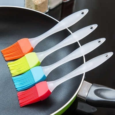 Picture of Silicone Spatula and Pastry Brush Set - Multicolor