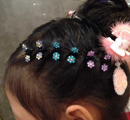 Picture of 12 pcs. Fashion Girls Hair Accessories Flower Crystal Hairpins Mini Barrettes Kids Gift Hair Clip For Women Lovely Clip - Multicolor - Int: One size