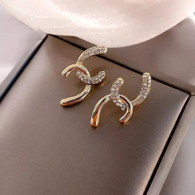 Picture of New Square hoop earring for women - Adjustable - Gold