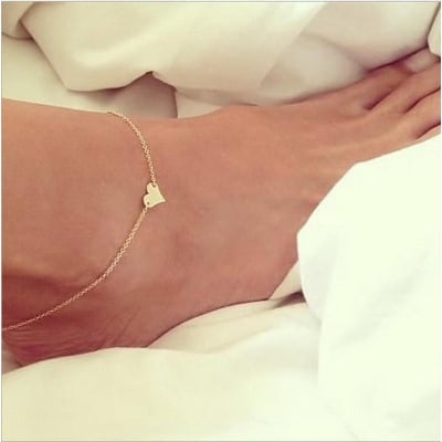 Picture of Simple Heart Female Anklets [Payel For Women] - Gold