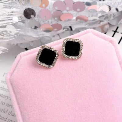 Picture of Top earring hoop design for girls/women - Black - Adjustable